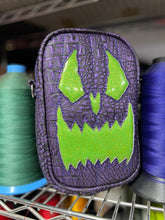 Load image into Gallery viewer, Handcrafted: Side Bag Metalic purple croc and glitter green