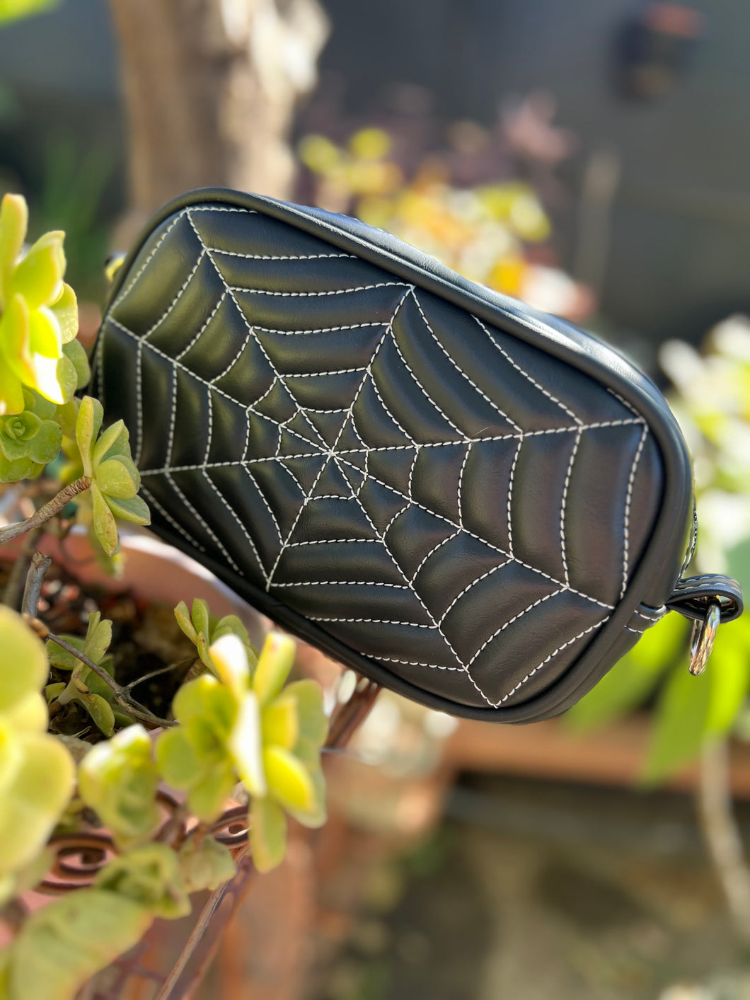 Handcrafted Belt bag : Black and white spiderwebs